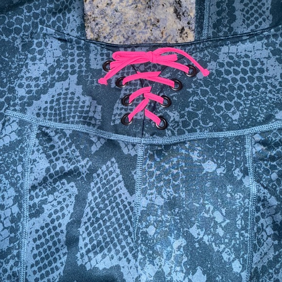 Zumba Fitness Athletic Shorts with Blue Snake Pattern and Pink Laces S - Picture 7 of 9